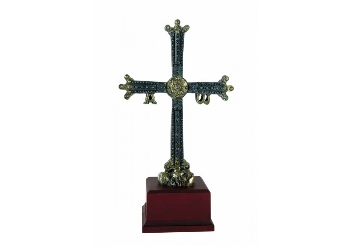 Figura cruz de la victoria asturiana GRABADA